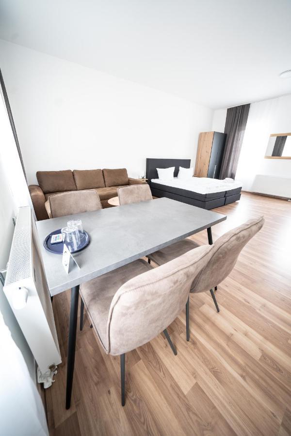 Hotel Zur Alten Stadtkellerei Leipzig Luaran gambar A typical serviced apartment in Berlin, Germany